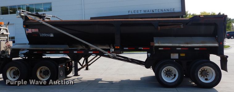 image for item DI8300 2000 Travis end dump trailer