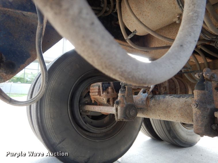 image for item DI8300 2000 Travis end dump trailer