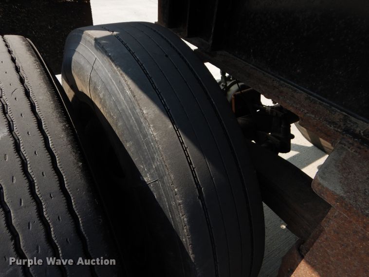 image for item DI8300 2000 Travis end dump trailer