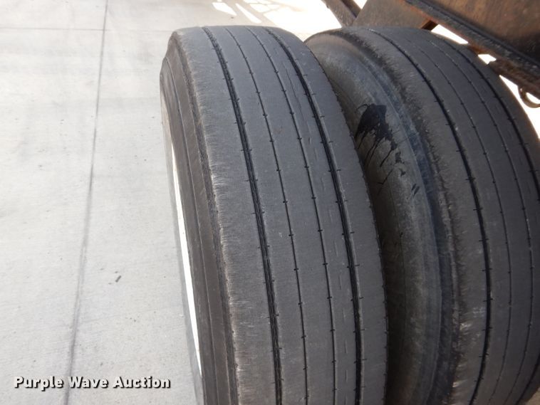 image for item DI8300 2000 Travis end dump trailer