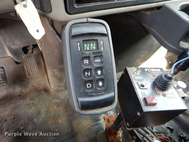 image for item DI8302 2008 International WorkStar 7400  dump truck