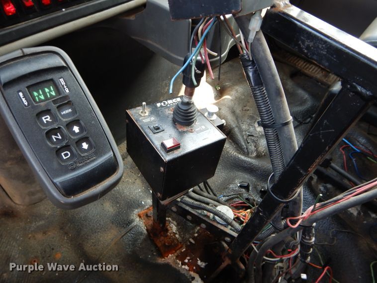 image for item DI8302 2008 International WorkStar 7400  dump truck