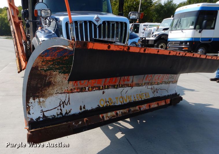 image for item DI8302 2008 International WorkStar 7400  dump truck