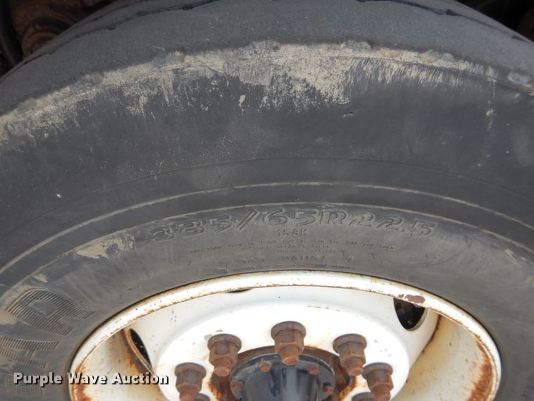 image for item DI8302 2008 International WorkStar 7400  dump truck