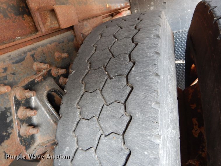 image for item DI8302 2008 International WorkStar 7400  dump truck