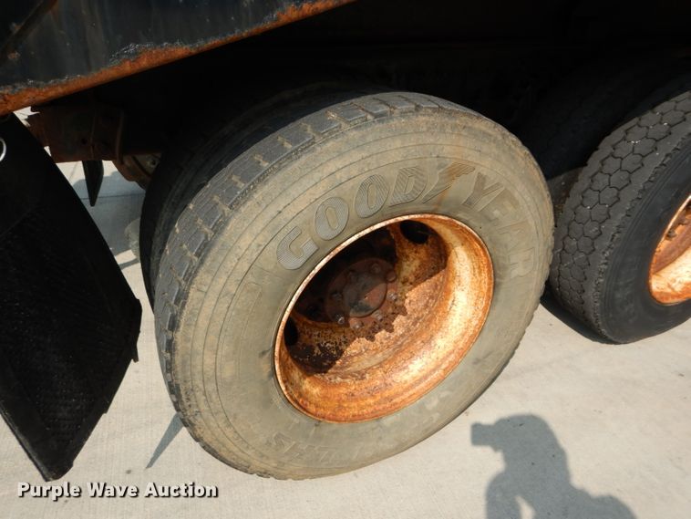 image for item DI8302 2008 International WorkStar 7400  dump truck