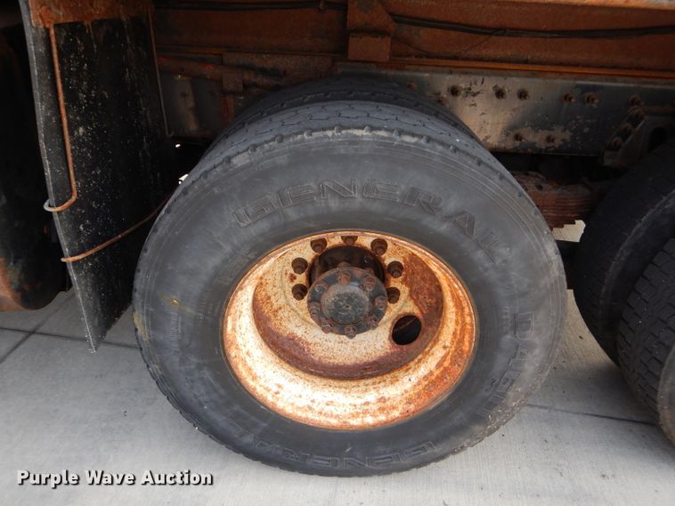 image for item DI8302 2008 International WorkStar 7400  dump truck