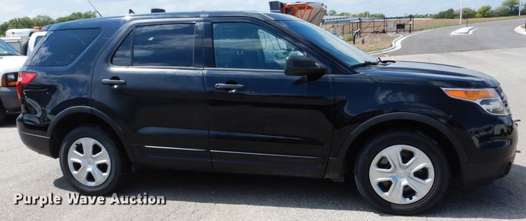 image for item DJ4445 2015 Ford Explorer Police Interceptor  SUV