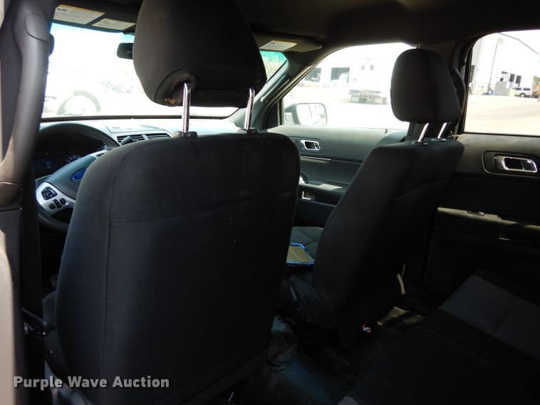 image for item DJ4445 2015 Ford Explorer Police Interceptor  SUV