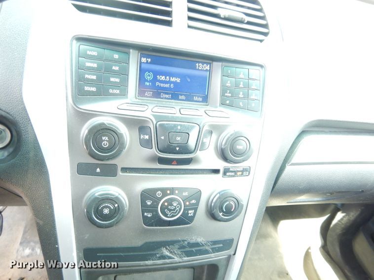 image for item DJ4445 2015 Ford Explorer Police Interceptor  SUV