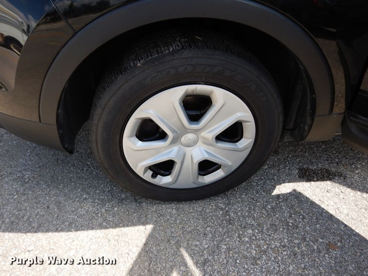 image for item DJ4445 2015 Ford Explorer Police Interceptor  SUV