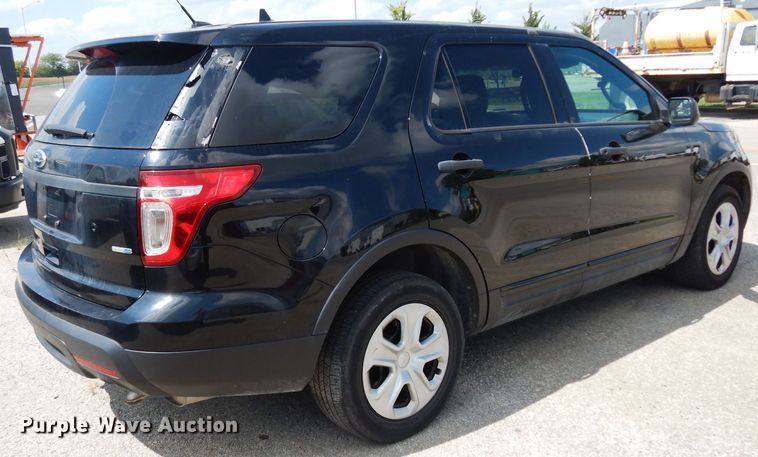 image for item DJ4446 2015 Ford Explorer Police Interceptor  SUV