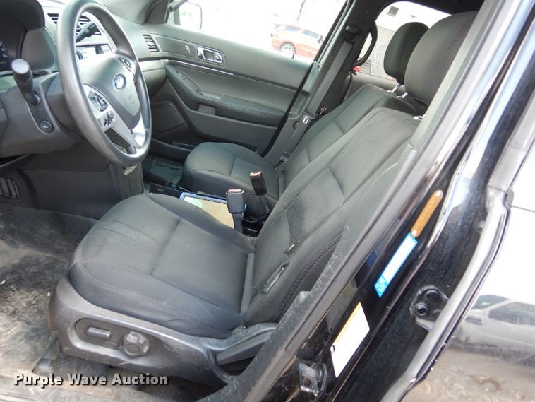 image for item DJ4446 2015 Ford Explorer Police Interceptor  SUV