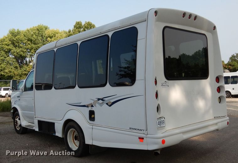 image for item DJ4491 2009 Ford E350 Super Duty  shuttle bus