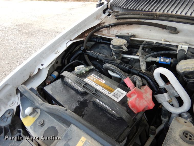 image for item DJ4491 2009 Ford E350 Super Duty  shuttle bus