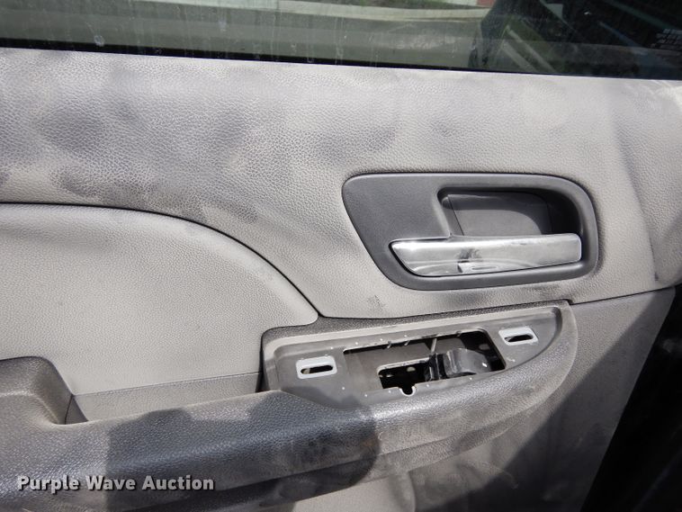 image for item DJ6749 2013 Chevrolet Tahoe Police  SUV