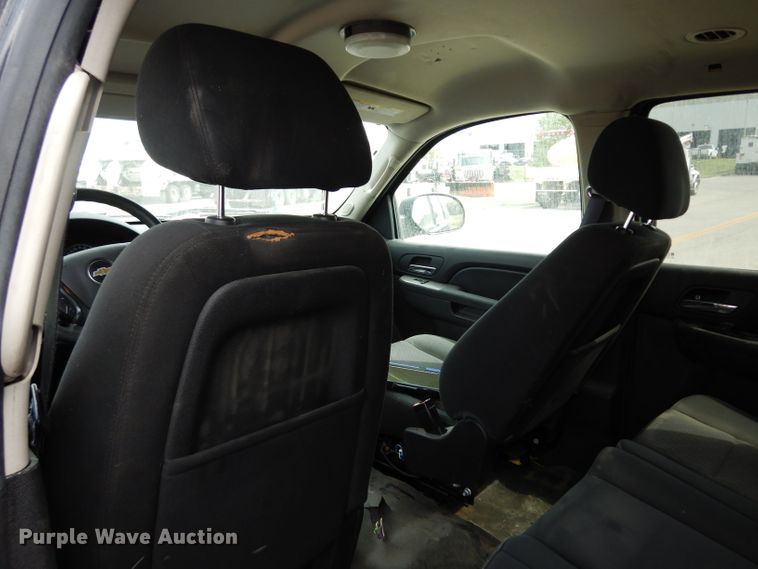 image for item DJ6749 2013 Chevrolet Tahoe Police  SUV