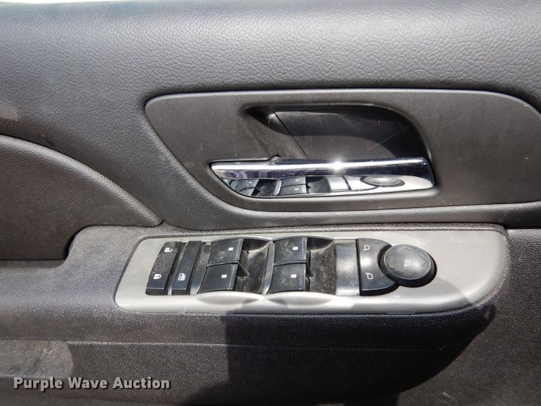 image for item DJ6749 2013 Chevrolet Tahoe Police  SUV