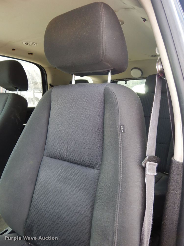 image for item DJ6749 2013 Chevrolet Tahoe Police  SUV