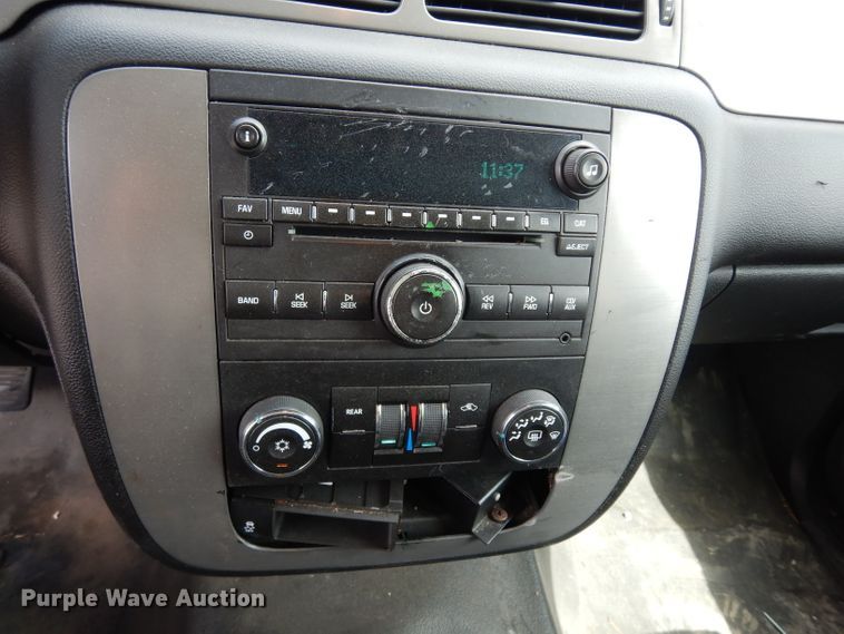 image for item DJ6749 2013 Chevrolet Tahoe Police  SUV