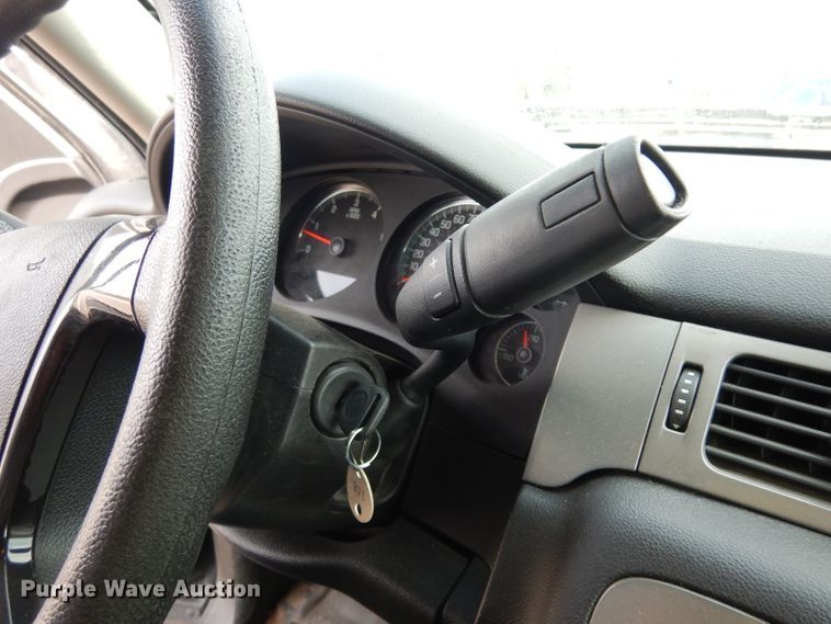 image for item DJ6749 2013 Chevrolet Tahoe Police  SUV