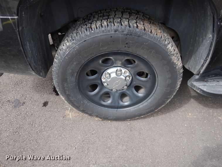 image for item DJ6749 2013 Chevrolet Tahoe Police  SUV