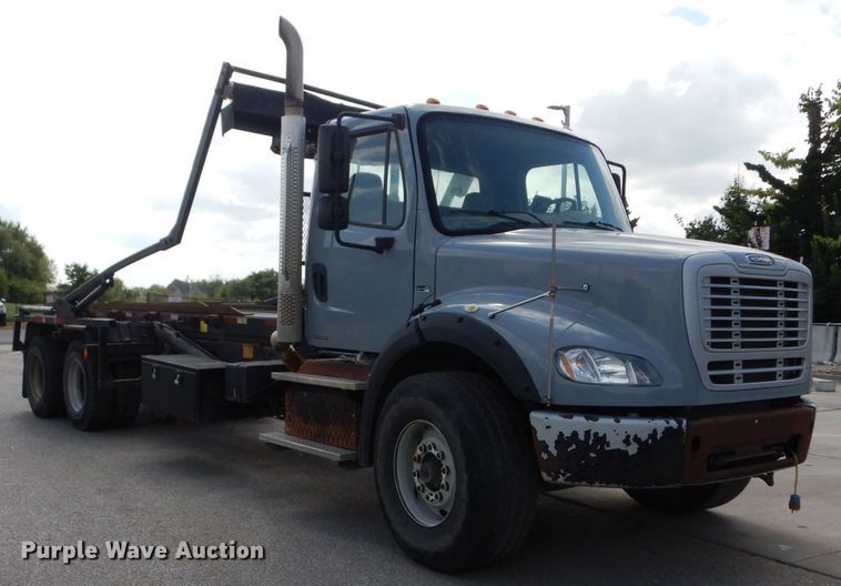 image for item DJ6750 2011 Freightliner Business Class M2  roll off container truck