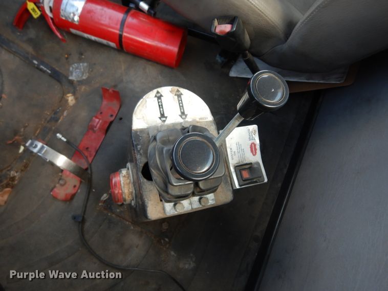 image for item DJ6750 2011 Freightliner Business Class M2  roll off container truck