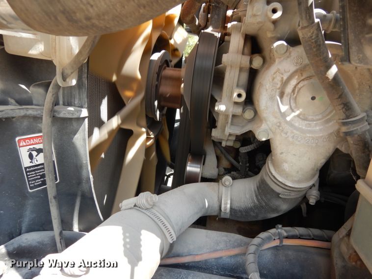 image for item DJ6750 2011 Freightliner Business Class M2  roll off container truck