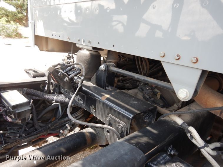 image for item DJ6750 2011 Freightliner Business Class M2  roll off container truck