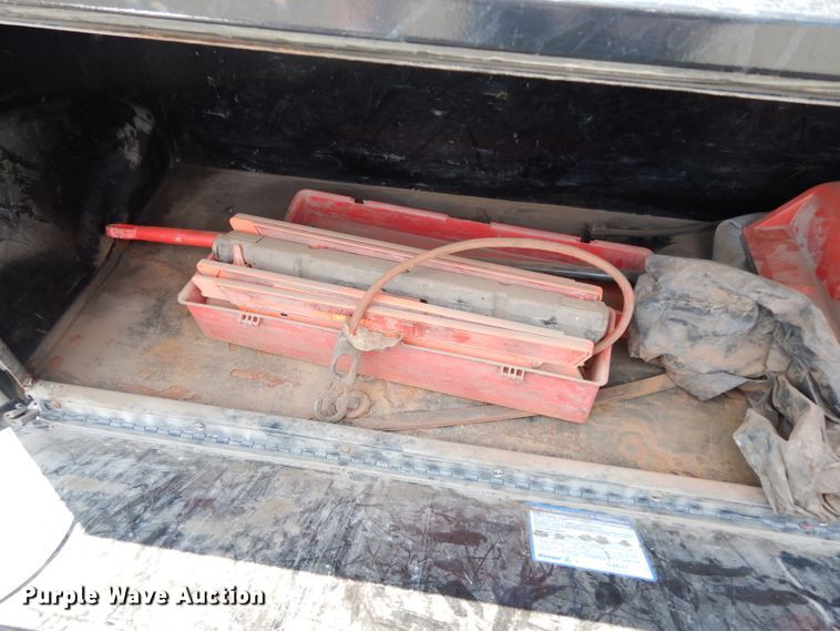 image for item DJ6750 2011 Freightliner Business Class M2  roll off container truck