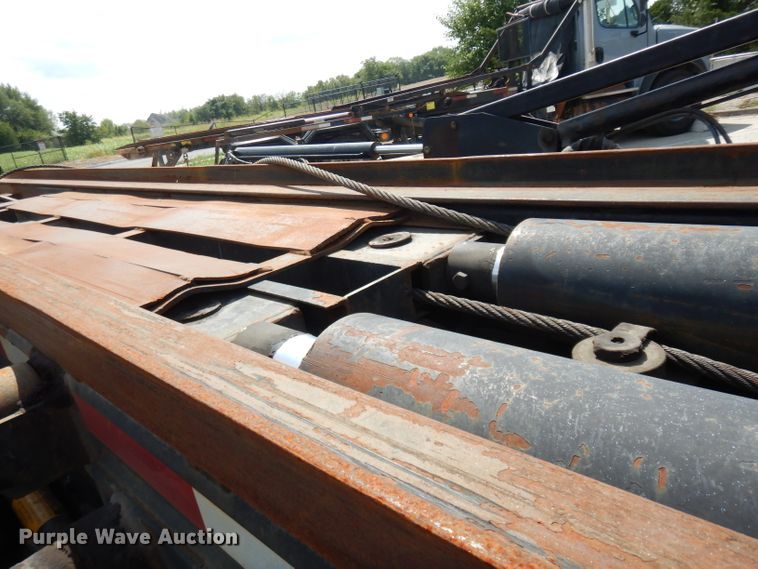 image for item DJ6750 2011 Freightliner Business Class M2  roll off container truck