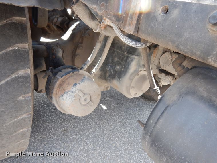 image for item DJ6750 2011 Freightliner Business Class M2  roll off container truck