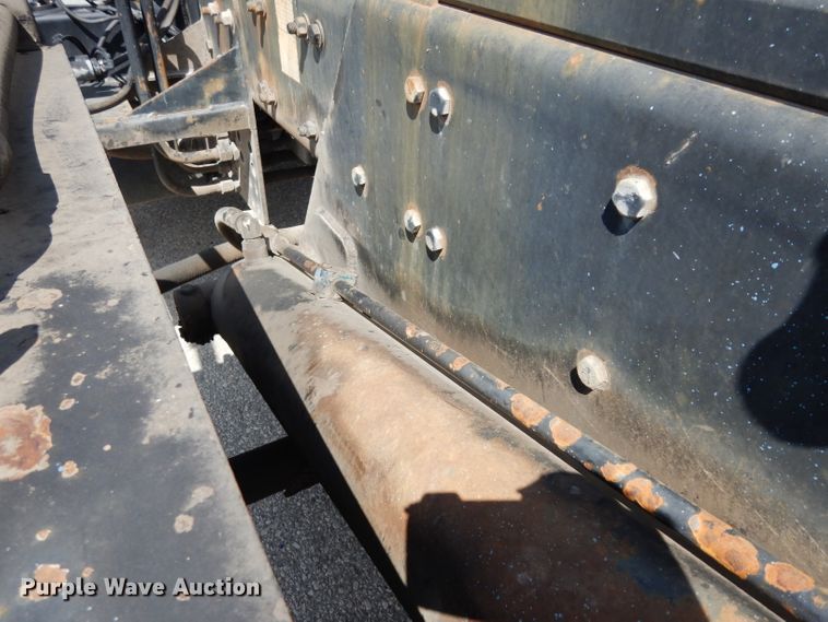 image for item DJ6750 2011 Freightliner Business Class M2  roll off container truck