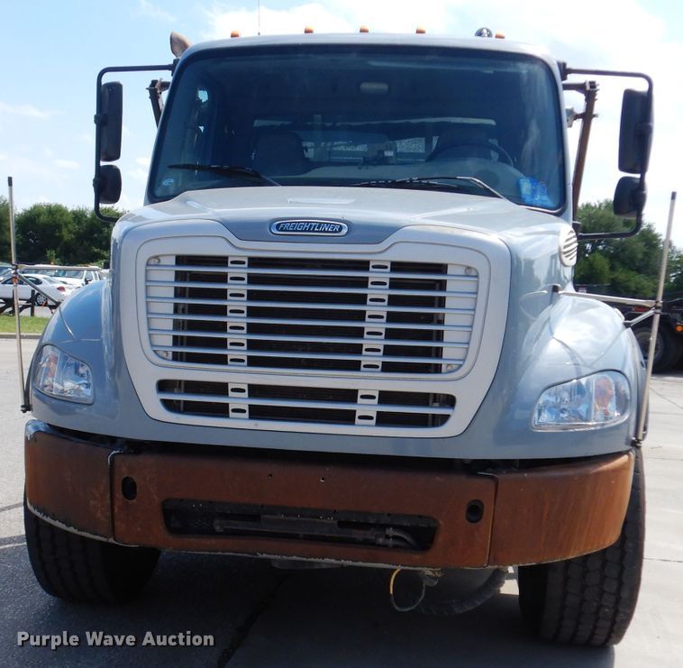 image for item DJ6751 2011 Freightliner Business Class M2  roll off container truck