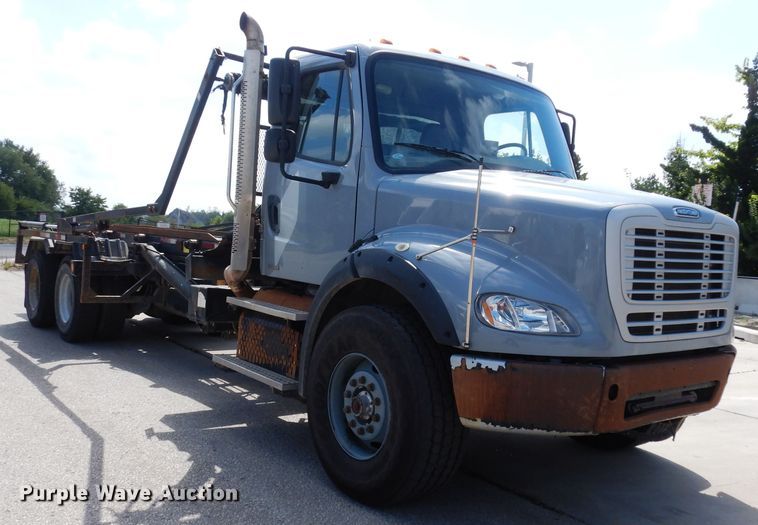 image for item DJ6751 2011 Freightliner Business Class M2  roll off container truck