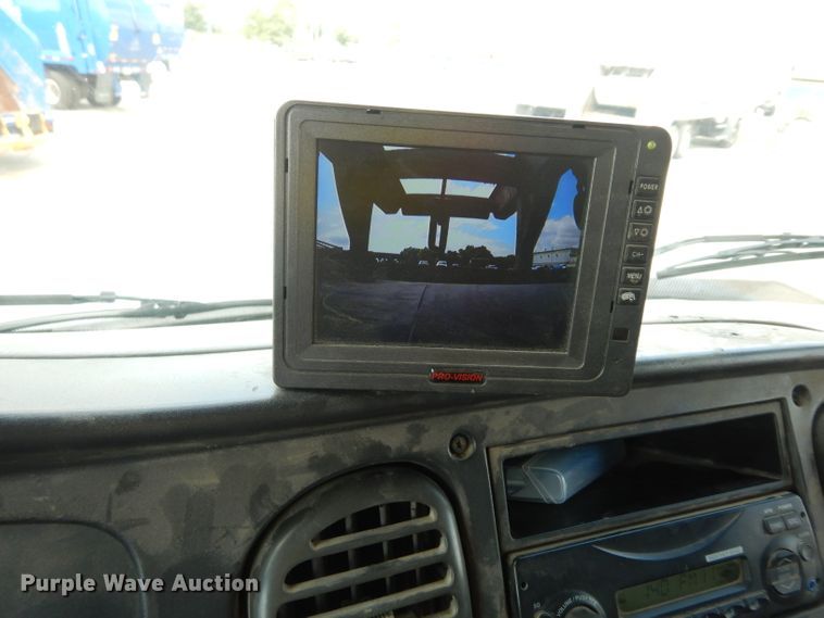 image for item DJ6751 2011 Freightliner Business Class M2  roll off container truck