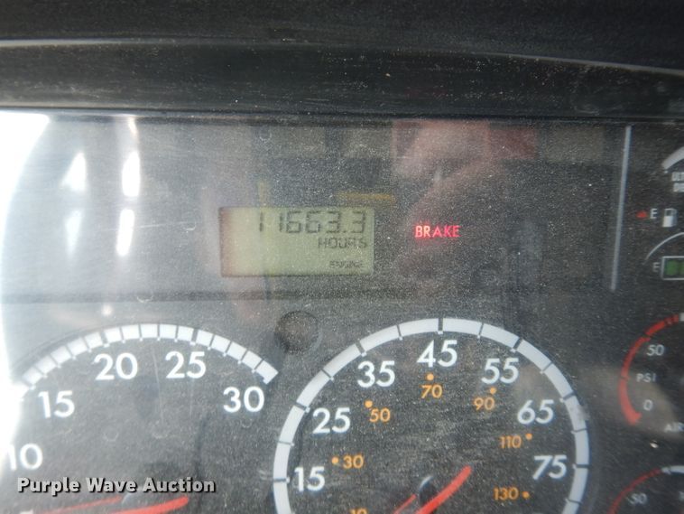 image for item DJ6751 2011 Freightliner Business Class M2  roll off container truck