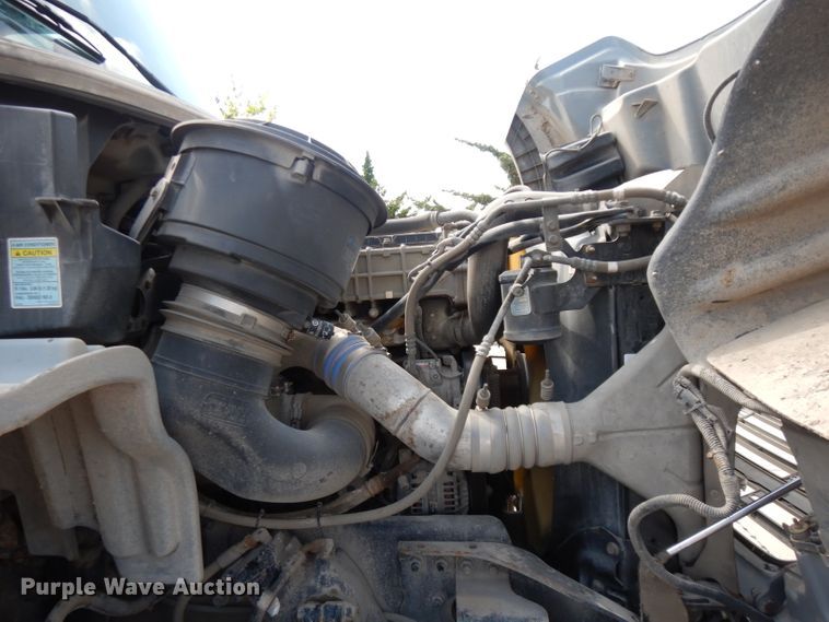 image for item DJ6751 2011 Freightliner Business Class M2  roll off container truck