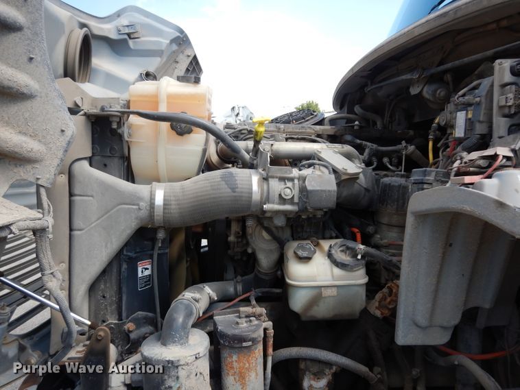 image for item DJ6751 2011 Freightliner Business Class M2  roll off container truck