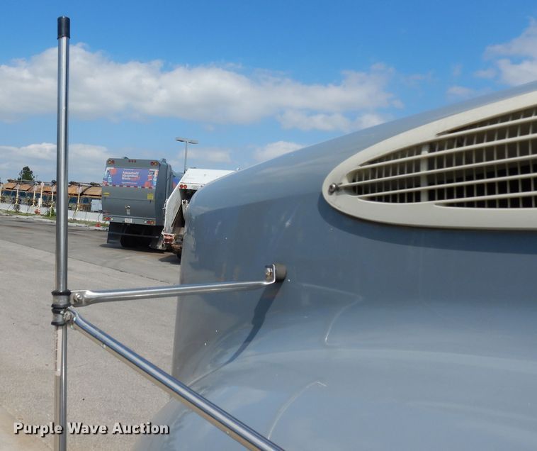 image for item DJ6751 2011 Freightliner Business Class M2  roll off container truck