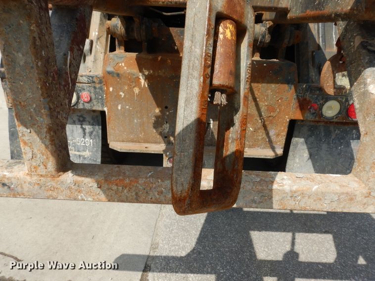 image for item DJ6751 2011 Freightliner Business Class M2  roll off container truck