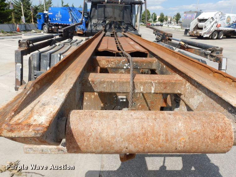 image for item DJ6751 2011 Freightliner Business Class M2  roll off container truck