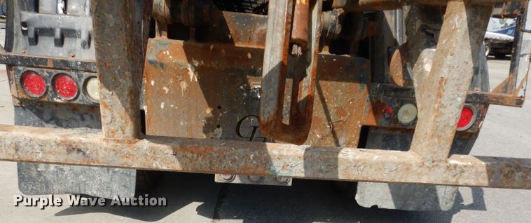 image for item DJ6751 2011 Freightliner Business Class M2  roll off container truck