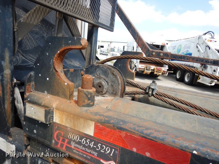 image for item DJ6751 2011 Freightliner Business Class M2  roll off container truck