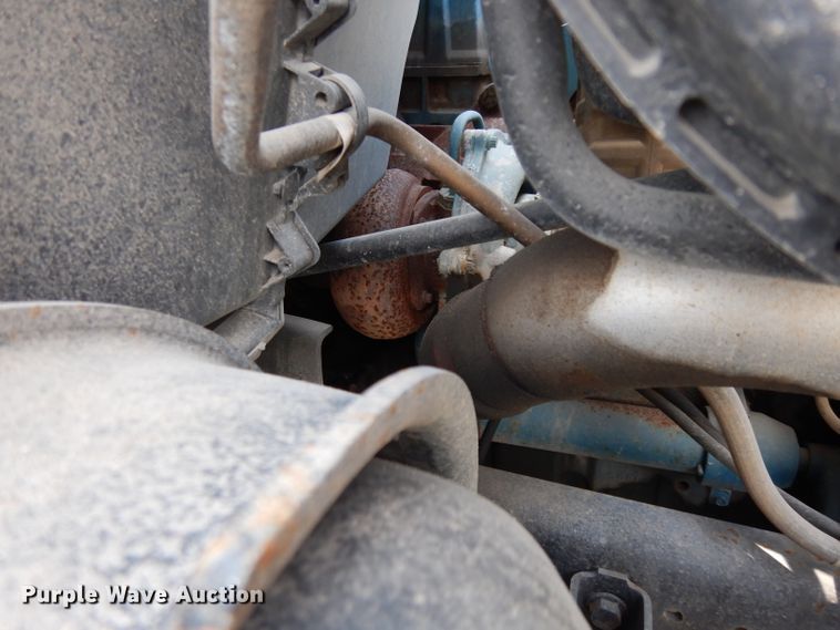 image for item DJ6752 2003 International 4300  crane truck