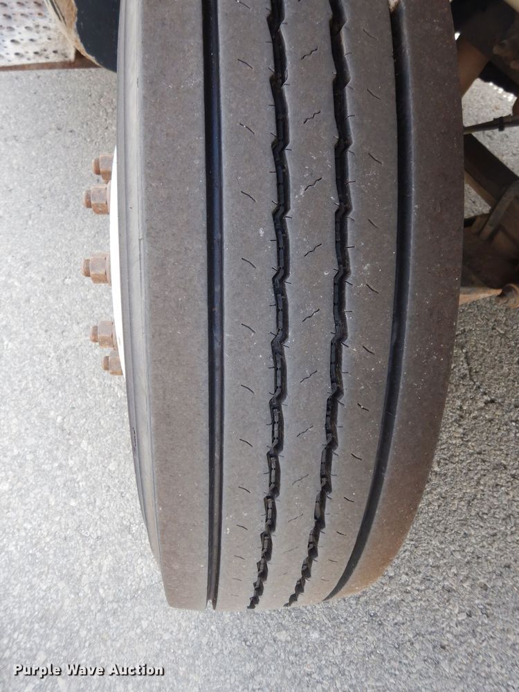 image for item DJ6752 2003 International 4300  crane truck