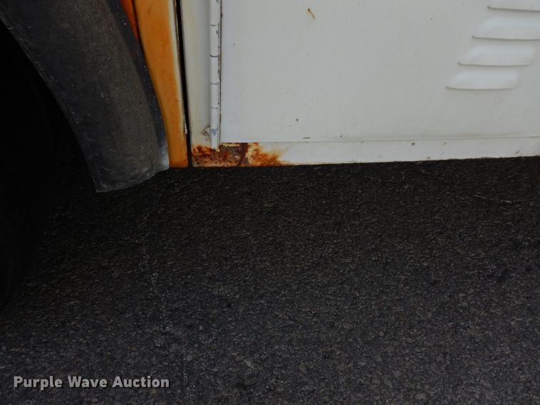 image for item DJ6752 2003 International 4300  crane truck