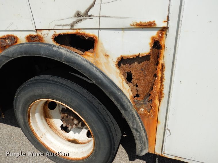 image for item DJ6752 2003 International 4300  crane truck