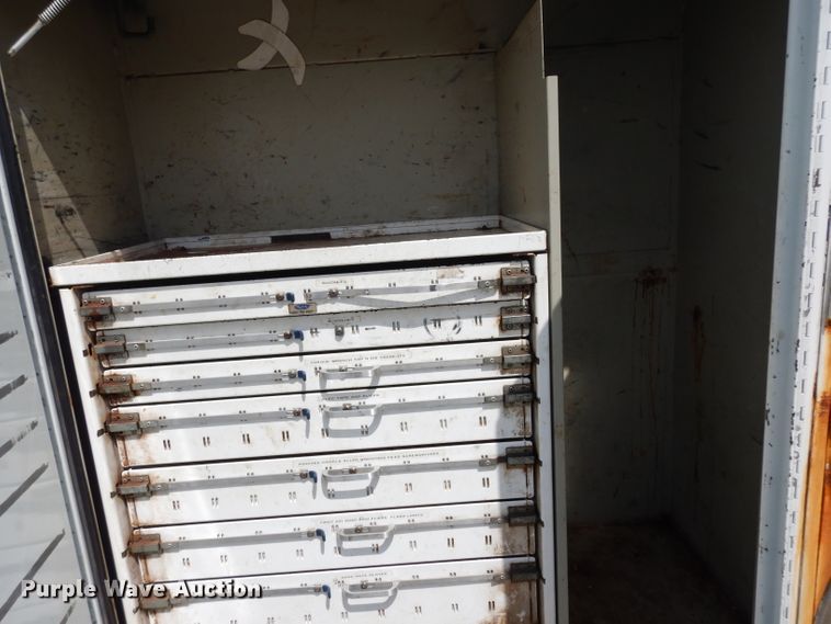 image for item DJ6752 2003 International 4300  crane truck